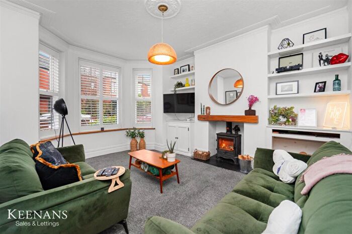 3 Bedroom Semi Detached House For Sale In Rudyard Road, Salford, M6