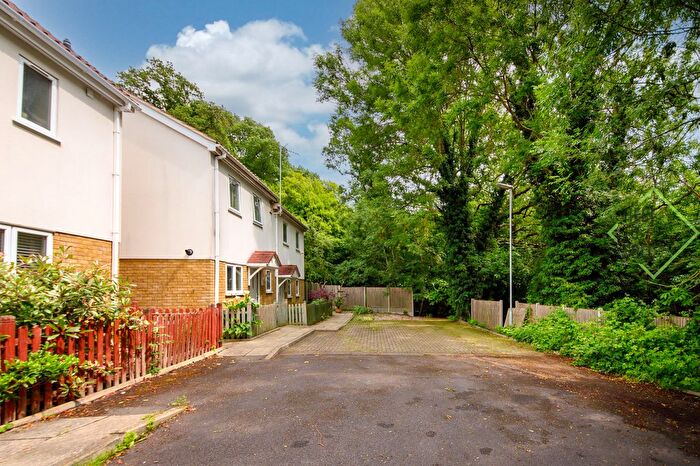 3 Bedroom Semi-Detached House For Sale In Coningsby Drive, Potters Bar, Hertfordshire, EN6