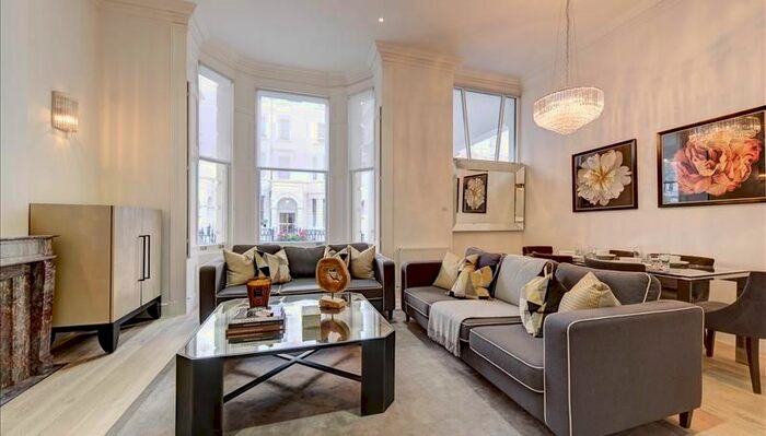 4 Bedroom Flat To Rent In Lexham Gardens, Kensington, London W8