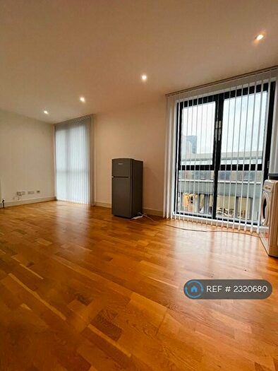 1 Bedroom Flat To Rent In Scrutton Street, London, EC2A
