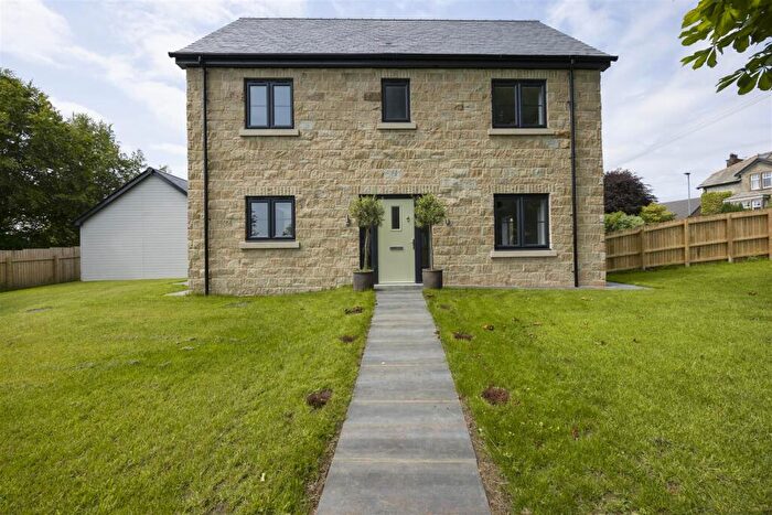 3 Bedroom Detached House For Sale In Bluebell Bank, High Bentham, LA2