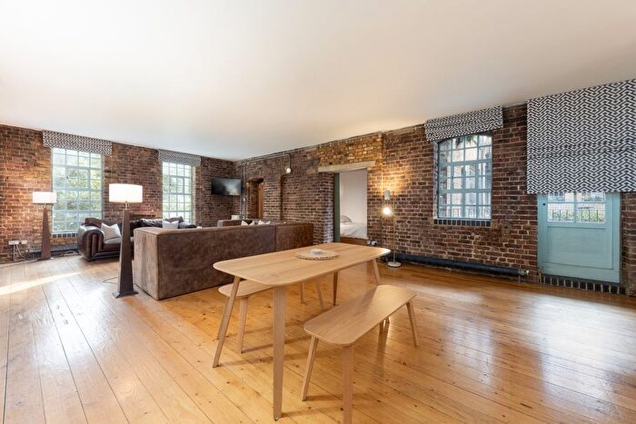 1 Bedroom Flat To Rent In Bermondsey Street, London, SE1