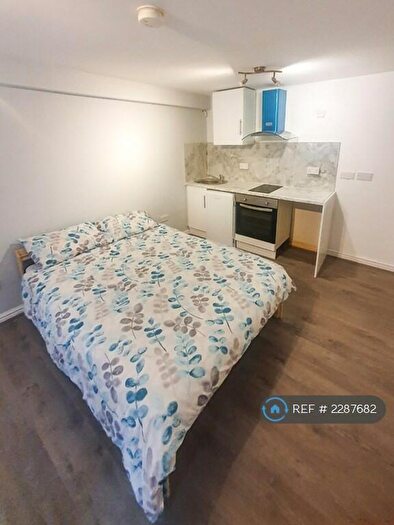 Studio To Rent In Mansfield Road, Nottingham, NG1