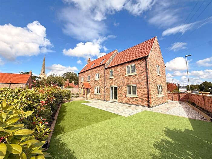 4 Bedroom Detached House For Sale In Grantham Road, Bottesford, NG13