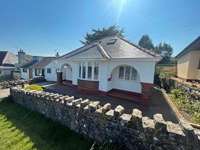 3 Bedroom Detached Bungalow For Sale In Bay View Road, Benllech, LL74