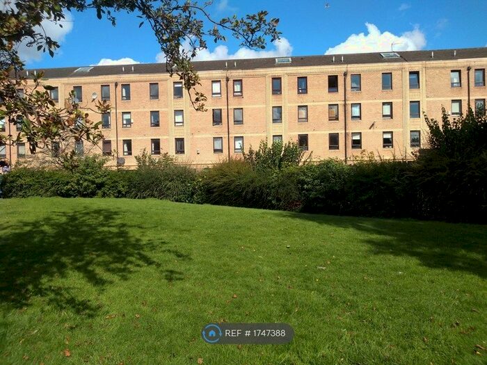 2 Bedroom Flat To Rent In Milnpark Gardens, Glasgow, G41