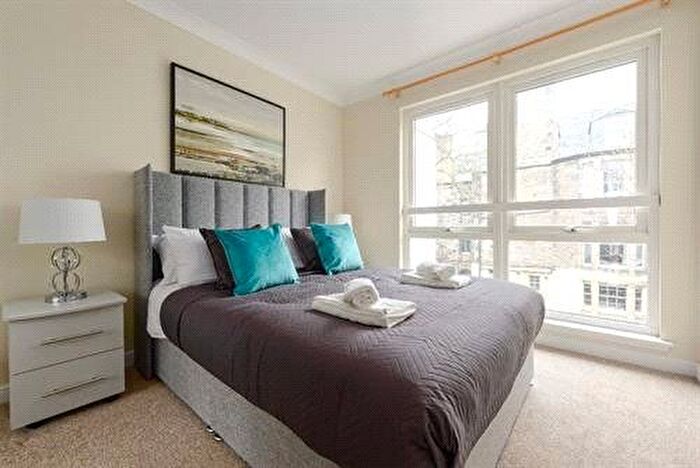 3 Bedroom Flat To Rent In Arthur Street, Edinburgh, EH6