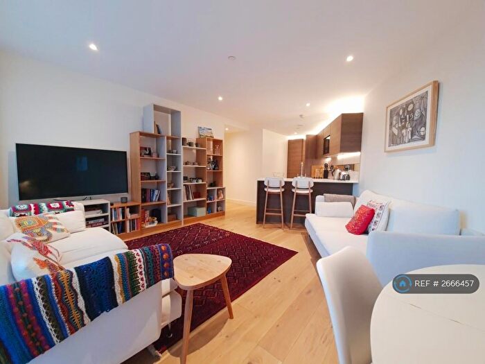 2 Bedroom Flat To Rent In Deveraux House, London, SE18