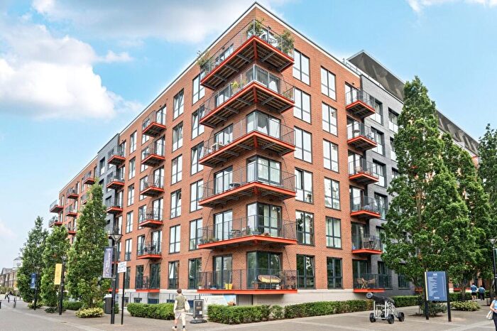 2 Bedroom Flat To Rent In No Street London, SE18