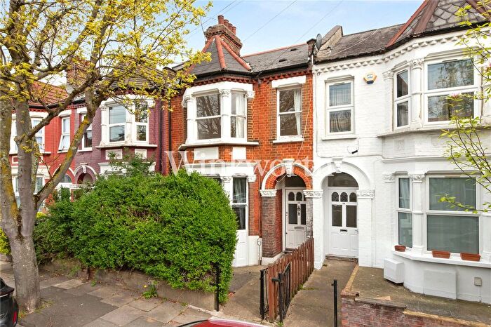 4 Bedroom Terraced House To Rent In Kitchener Road, London, N17