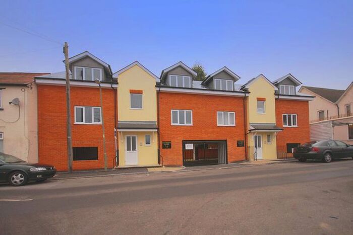 1 Bedroom Flat To Rent In Raywood Court, Stoughton, Guildford, GU2