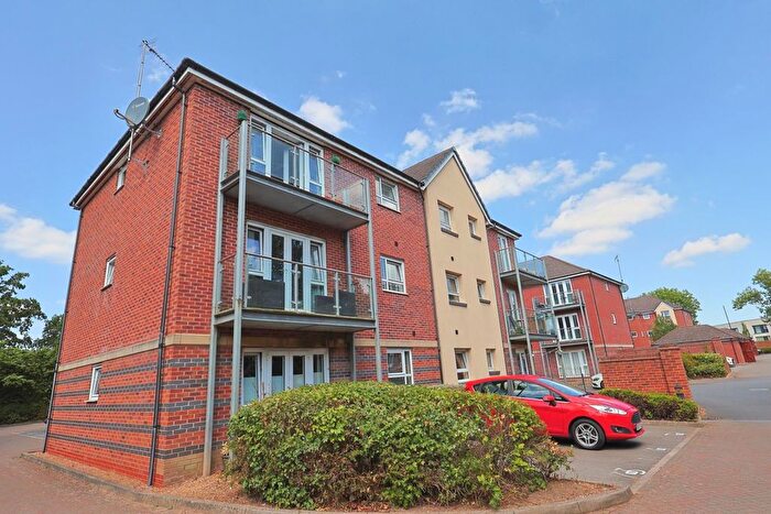 2 Bedroom Flat To Rent In Philmont Court, Coventry, CV4