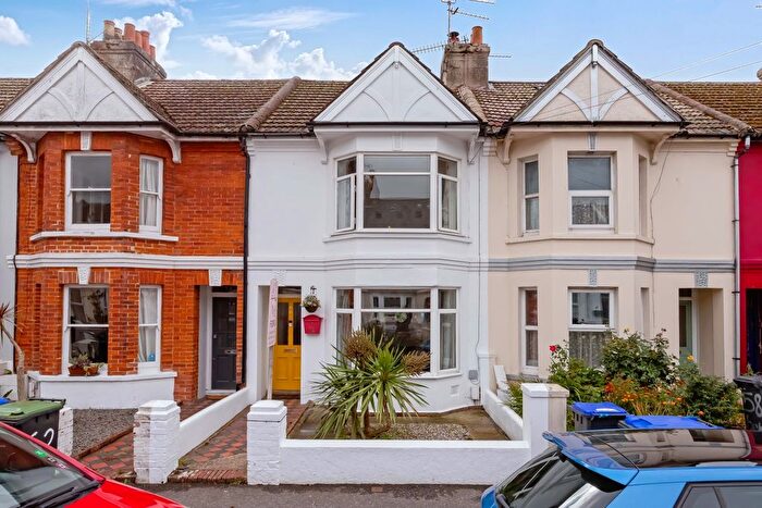 3 Bedroom Terraced House For Sale In Becket Road, Worthing, BN14