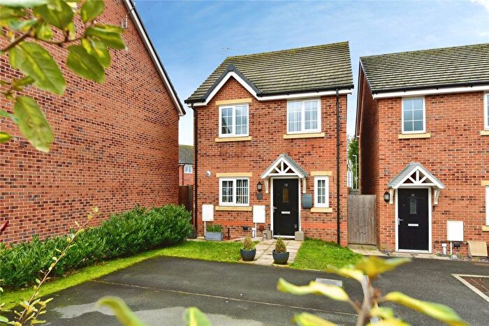 3 Bedroom Detached House For Sale In Westheath Close, Congleton, Cheshire, CW12