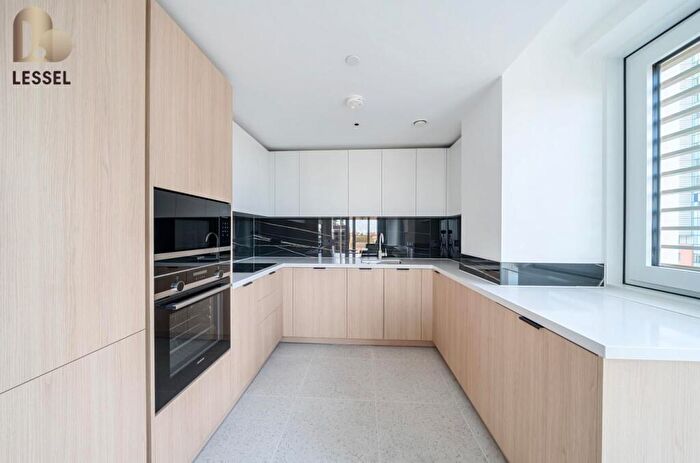 2 Bedroom Apartment To Rent In Bouchon Point, Cendal Crescent, London, E1