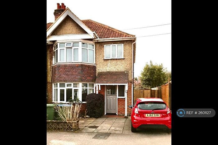 Studio To Rent In Ripstone Gardens, Southampton, SO17