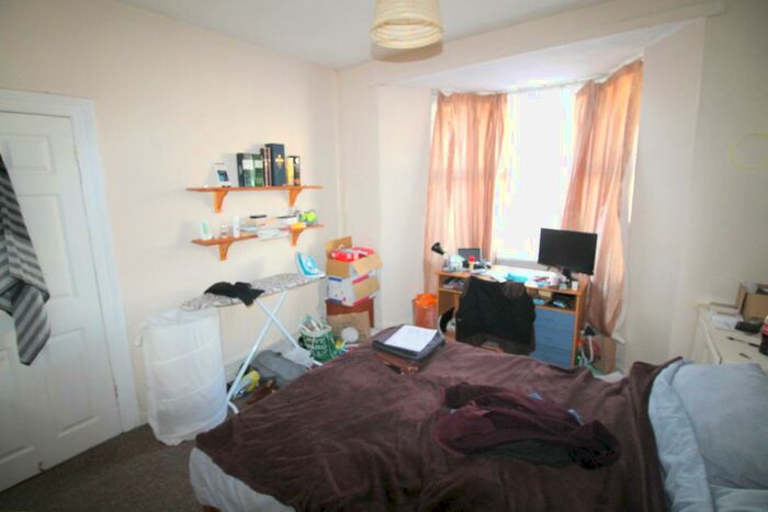 4 Bedroom House To Rent In Moy Road, Roath, Cardiff, CF24