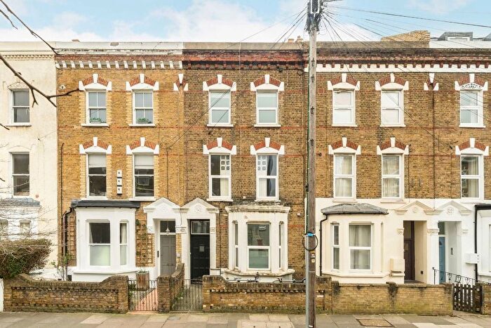1 Bedroom Flat To Rent In Concanon Road, Brixton, SW2