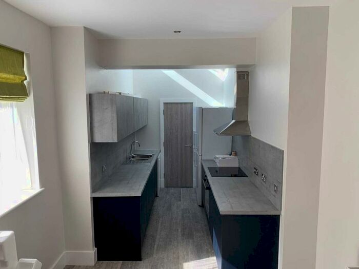 6 Bedroom Terraced House To Rent In Furness Road, Fallowfield, M14