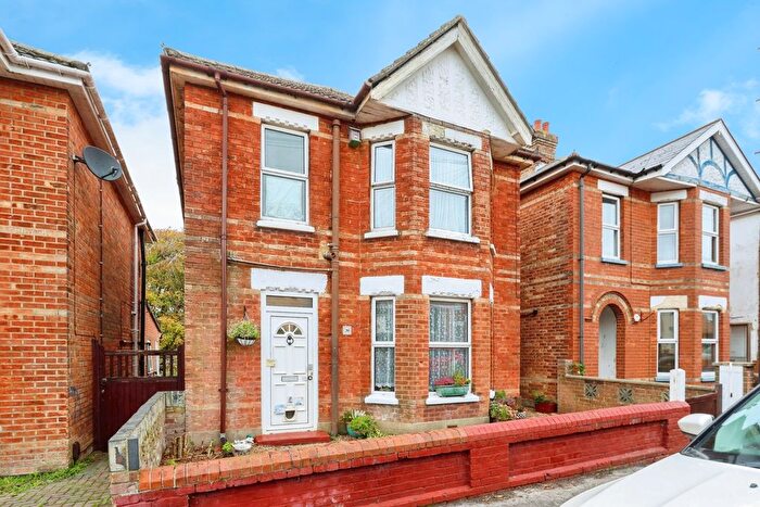 3 Bedroom Detached House For Sale In Bishop Road, Bournemouth, Dorset, BH9