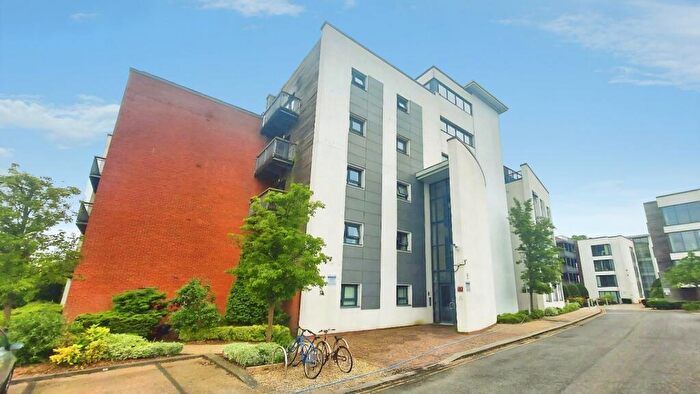 2 Bedroom Apartment To Rent In Wilmslow Road, Manchester, M20
