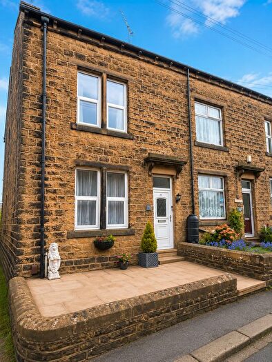 4 Bedroom End Of Terrace House For Sale In Clarendon Street, Haworth, Keighley, BD22