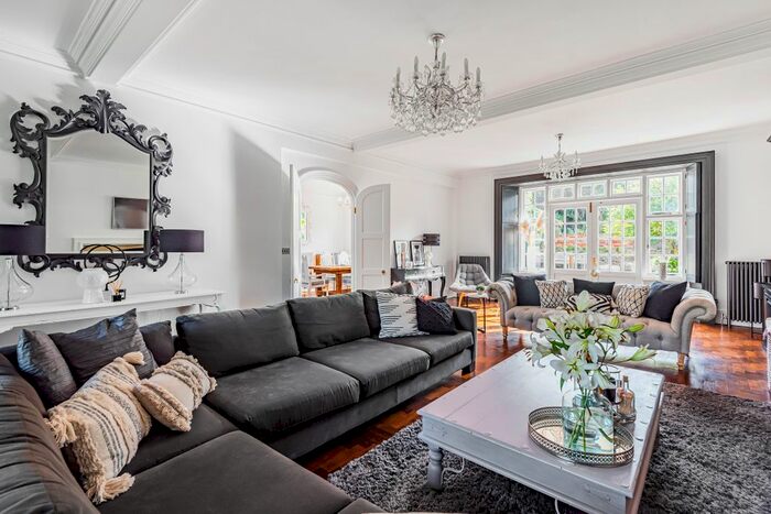 3 Bedroom Property For Sale In Croft Lane, Crondall, Farnham GU10