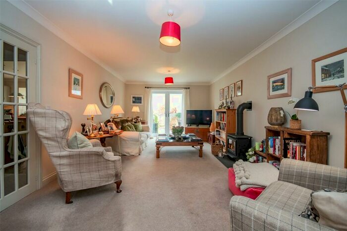 5 Bedroom Detached House For Sale In Llanybri, Carmarthen, Carmarthenshire, SA33
