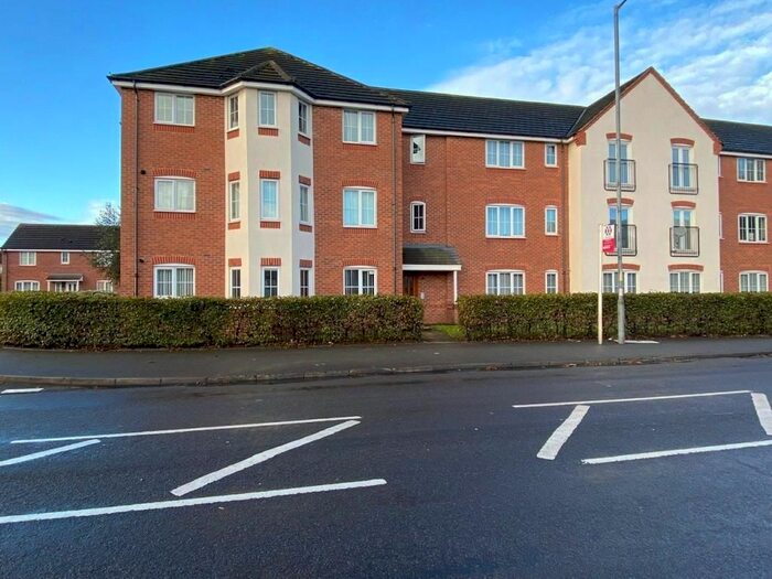 2 Bedroom Flat To Rent In Walker Road, Bloxwich, WS3