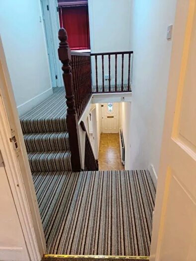 4 Bedroom End Of Terrace House To Rent In Robinson Road, London, SW17