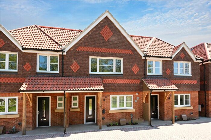 4 Bedroom Town House For Sale In Westfield Road, Woking, GU22