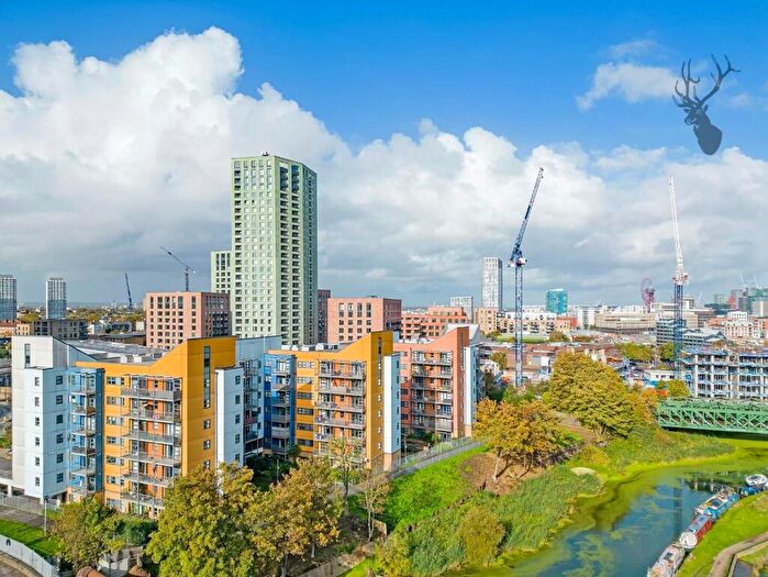 1 Bedroom Apartment To Rent In Maltings Close, Bow, E3