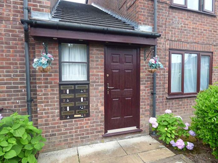 1 Bedroom Apartment To Rent In Seymour Hse, Ws, SK9