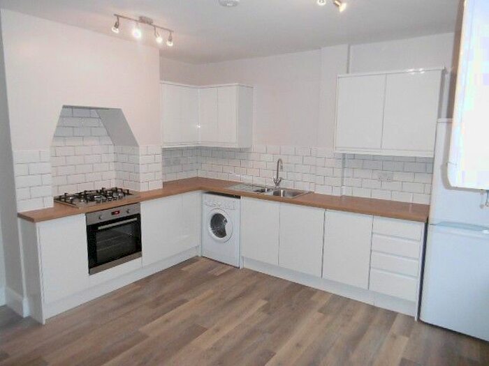 2 Bedroom End Of Terrace House To Rent In Montague Street, Beeston, NG9