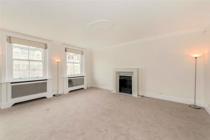 3 Bedroom Flat To Rent In Cranley Gardens, South Kensington, London, SW7