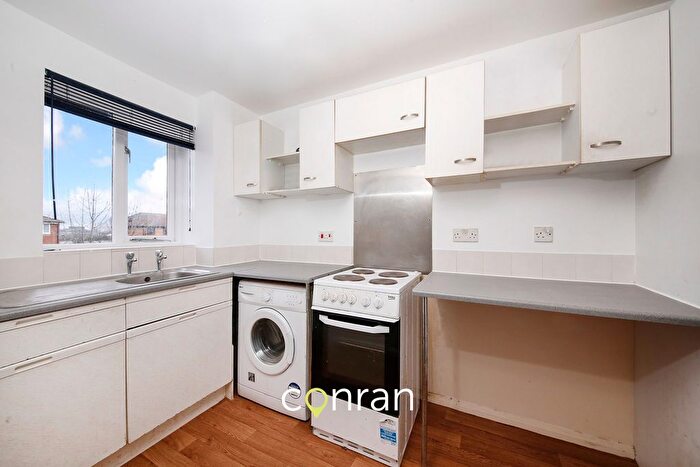1 Bedroom Flat To Rent In Ruston Road, Woolwich, SE18