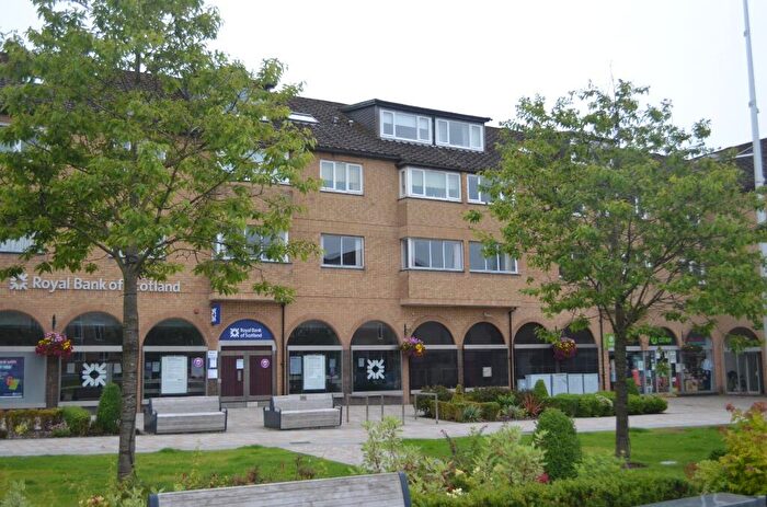 2 Bedroom Flat To Rent In Colquhoun Square, Flat, Helensburgh, Argyll & Bute, G84