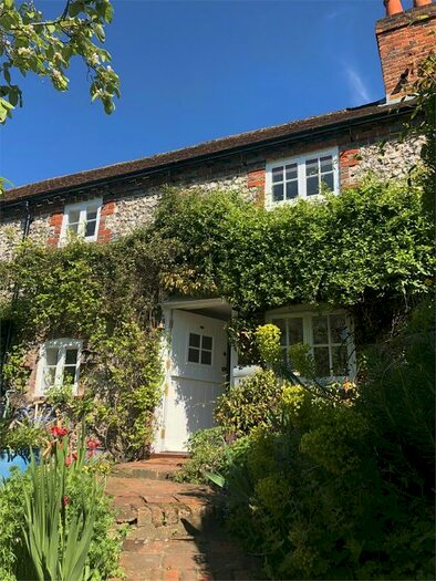 2 Bedroom Cottage To Rent In Pheasants Hill, Hambleden, Henley-On-Thames, RG9