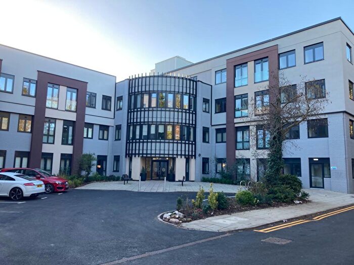 1 Bedroom Apartment For Sale In Broadoaks, Streetsbrook Road, Solihull, B91