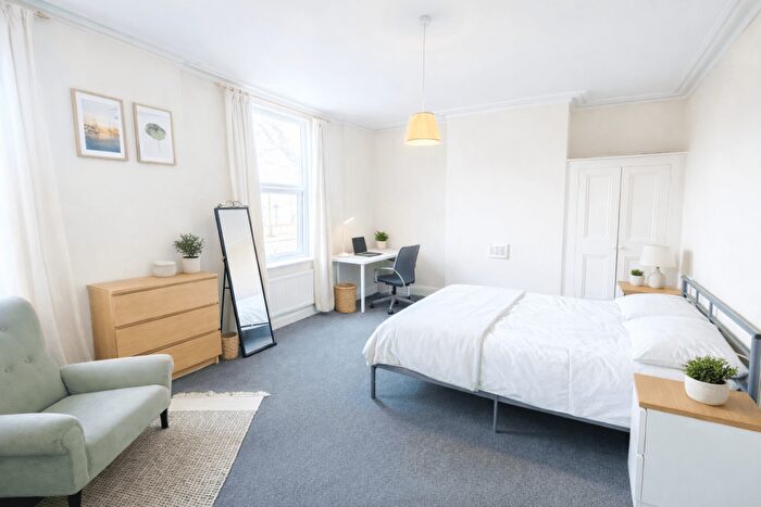 5 Bedroom Terraced House To Rent In Castle Boulevard, Lenton, Nottingham, NG7