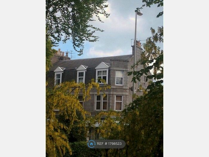 2 Bedroom Flat To Rent In Mannofield, Aberdeen, AB10