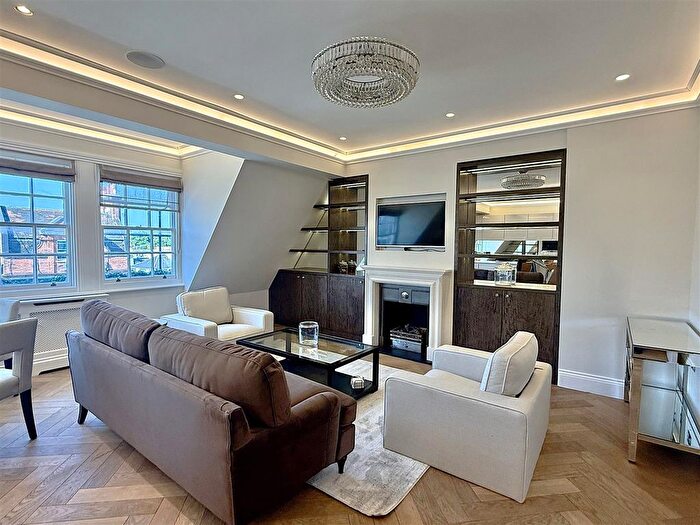 2 Bedroom Flat To Rent In Pont Street, Knightsbridge, SW1X