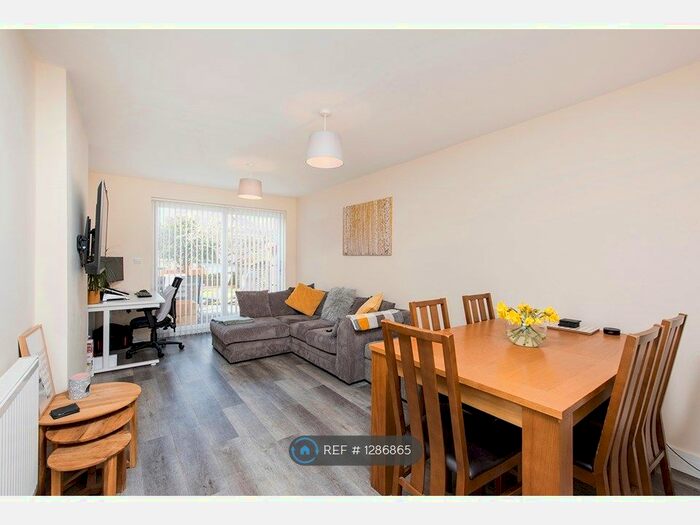 3 Bedroom Terraced House To Rent In Graceway, Stevenage SG1