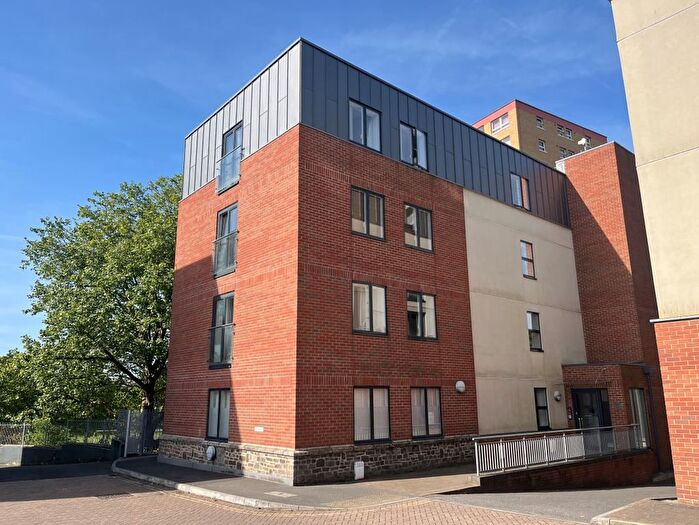 2 Bedroom Flat For Sale In Coronation Court, Cooperage Lane, Bristol, BS3