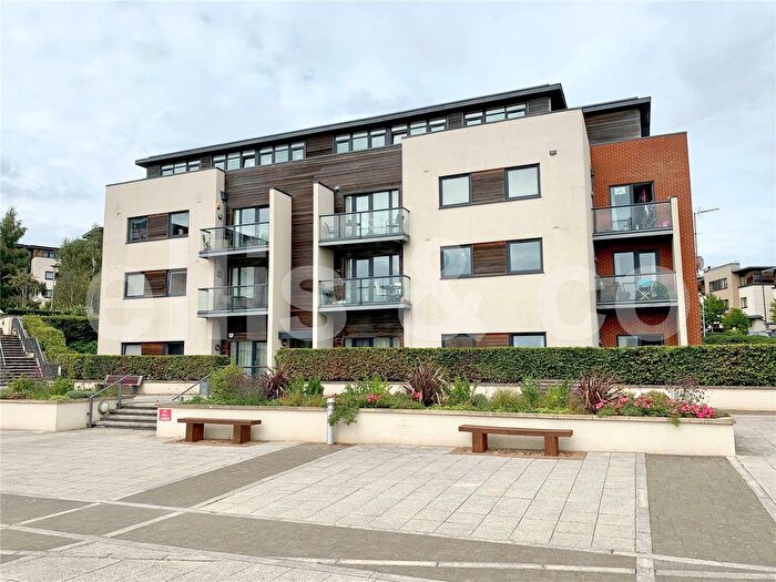 1 Bedroom Flat To Rent In Peacock Close, London, NW7