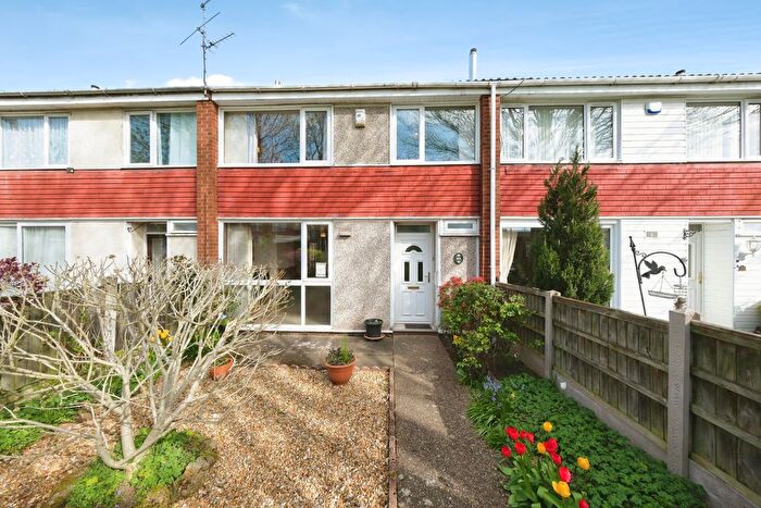 3 Bedroom Terraced House For Sale In Fairisle Close, Nottingham, NG11