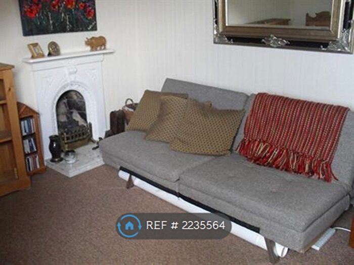 1 Bedroom Flat To Rent In Front Street, Tynemouth, NE30