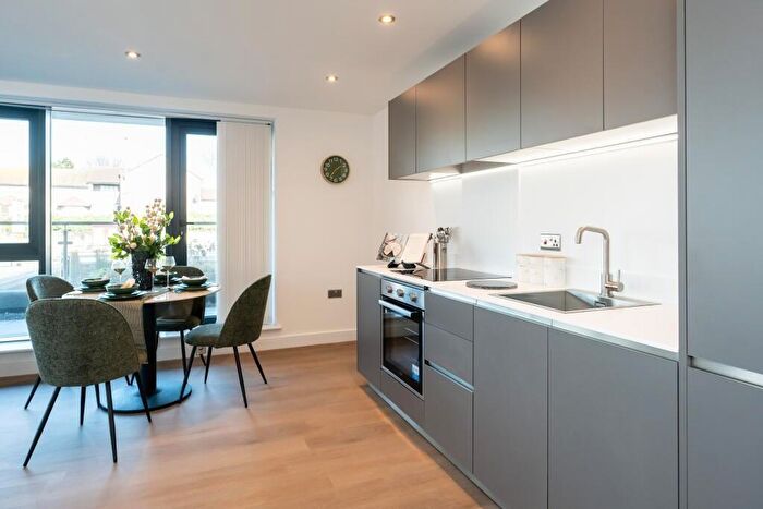 1 Bedroom Apartment To Rent In York Road, Leeds, West Yorkshire, LS9