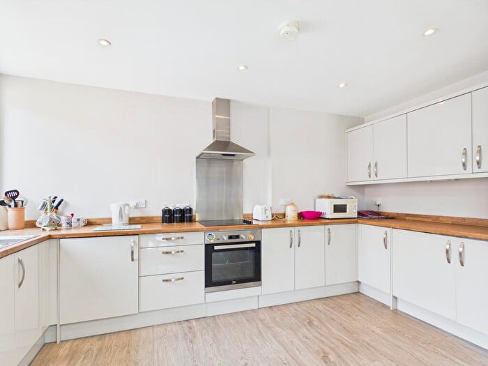 1 Bedroom Maisonette To Rent In Havant Road, Drayton, Portsmouth, PO6