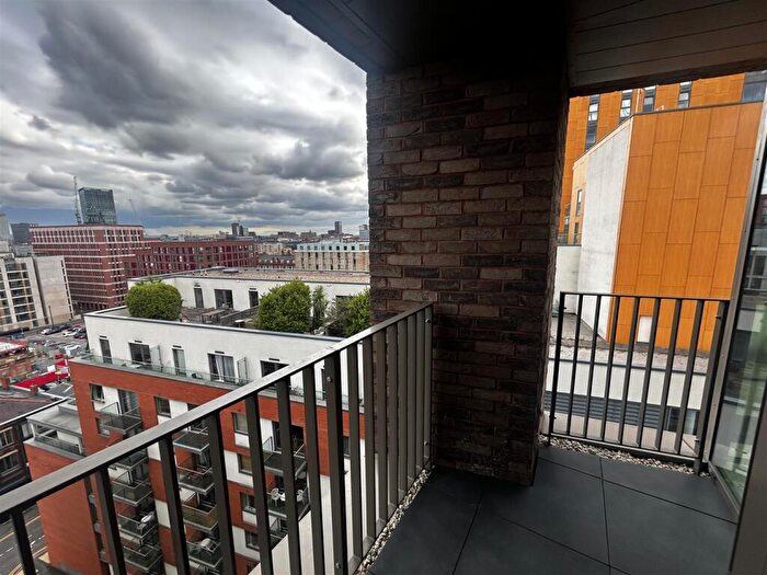 2 Bedroom Flat To Rent In Ancoats Gardens, City Centre, M4
